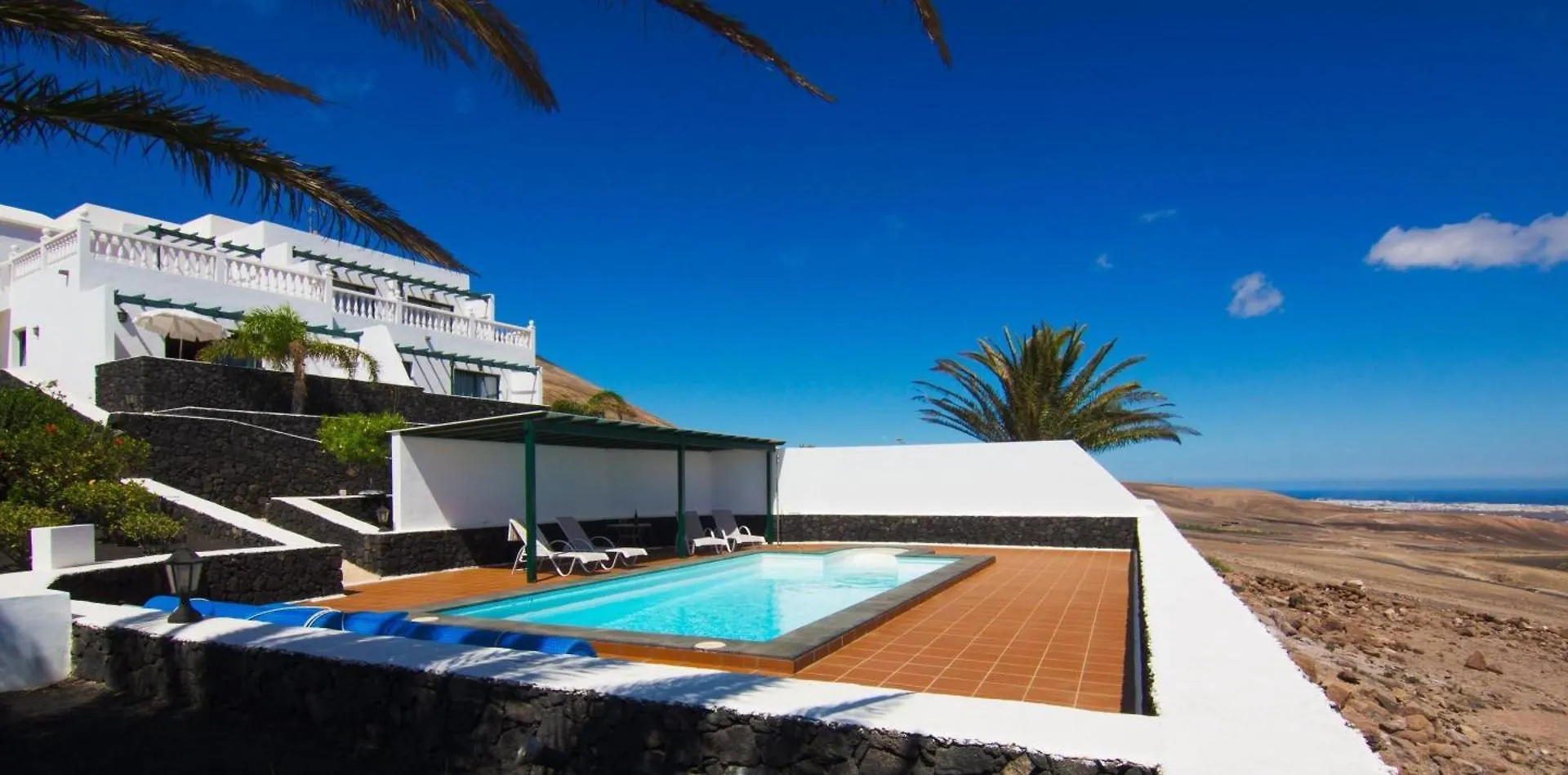 Grosses Appartement Mit Meerblick Auf Lanzarote Tias Apartment