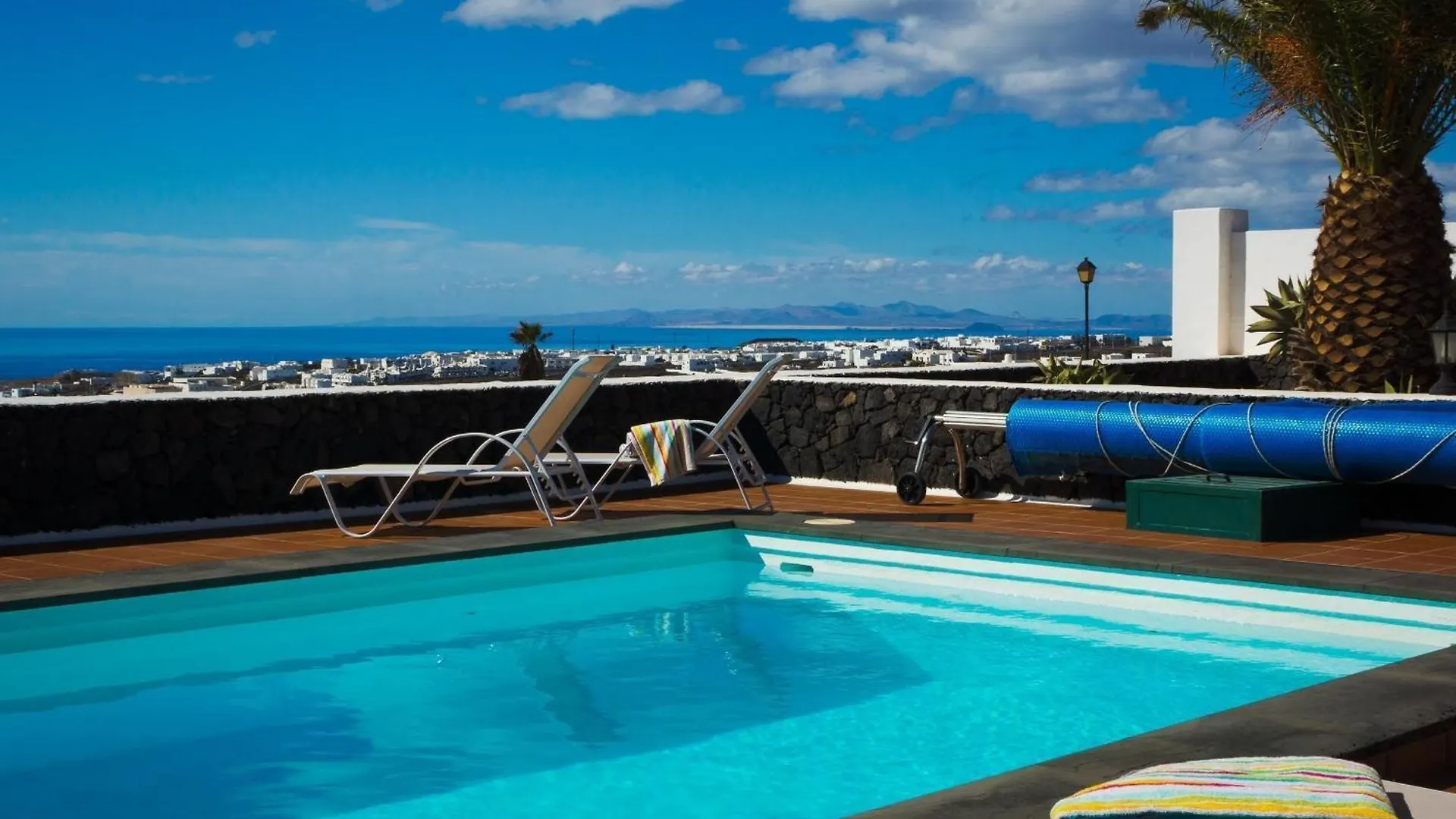 Grosses Appartement Mit Meerblick Auf Lanzarote Tias