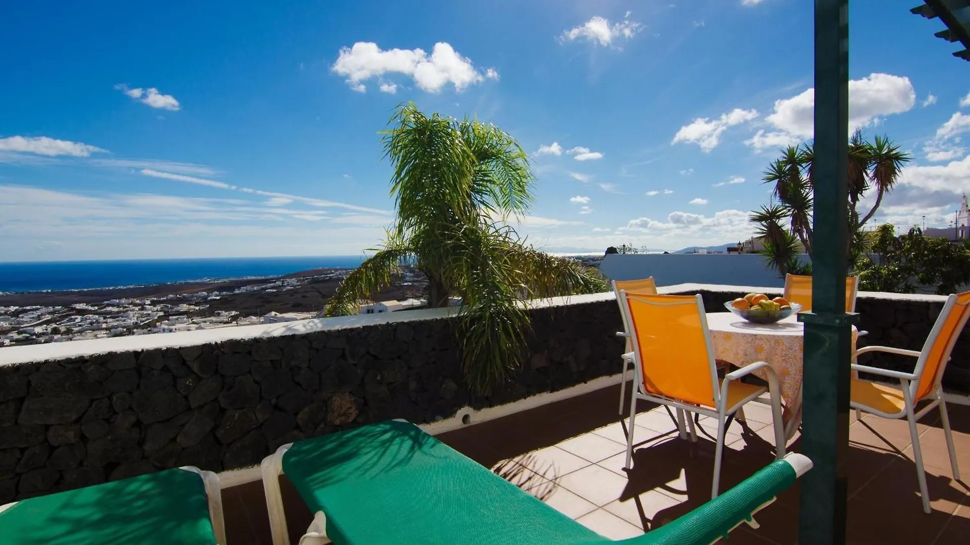 Grosses Appartement Mit Meerblick Auf Lanzarote Tias Spain